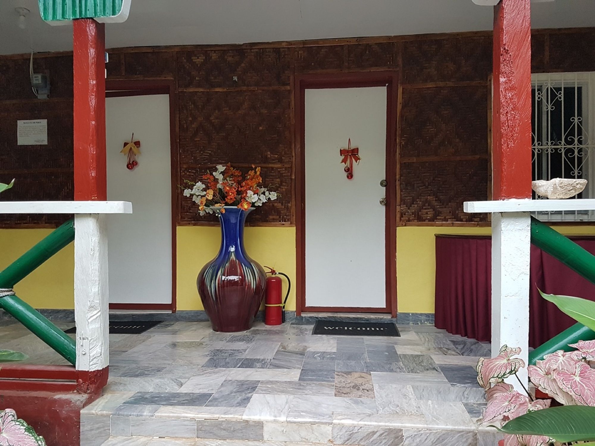 Traville Huts Palm Beach Inn Panglao Exterior foto